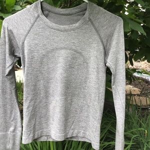 Lululemon Swiftly Tech Size 4